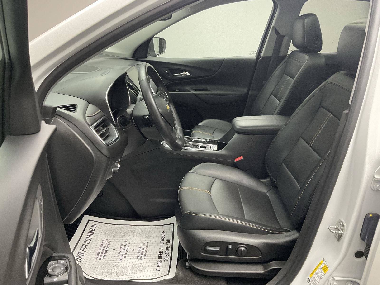 Used 2022 Chevrolet Equinox Premier AWD/4WD image 12