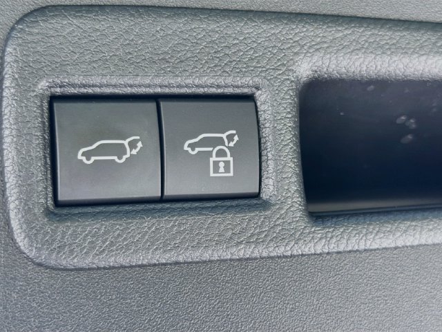 Used 2026 Toyota bZ FWD image 13