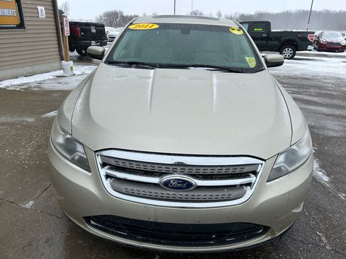Used 2011 Ford Taurus SEL w/ 201A Rapid Spec Order Code image 2
