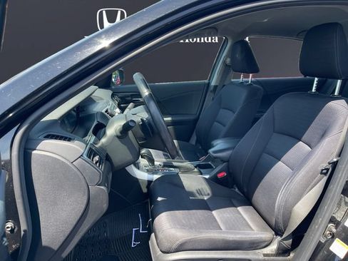 Used 2015 Honda Accord Sport image 9