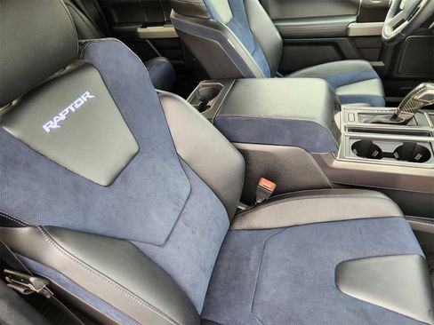 Used 2019 Ford F150 Raptor w/ Equipment Group 802A Luxury image 24