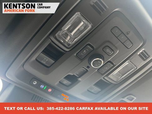 Used 2024 GMC Yukon Denali image 33