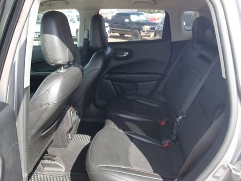 Used 2019 Jeep Compass Latitude w/ Cold Weather Group AWD/4WD image 26