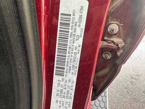 Used 2019 RAM 1500 Laramie image 9