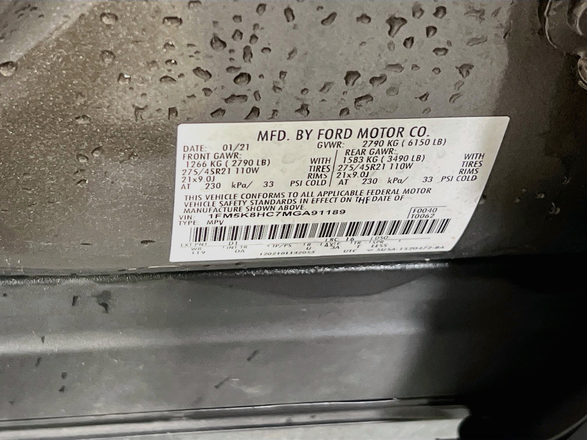 Used 2021 Ford Explorer Platinum w/ Equipment Group 601A AWD/4WD image 35