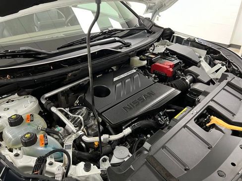 Used 2023 Nissan Rogue SV w/ SV Premium B Package image 61