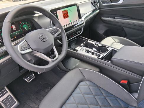 New 2026 Volkswagen Atlas Cross Sport SEL Premium R-Line AWD/4WD image 13
