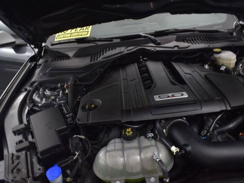 Certified 2022 Ford Mustang GT image 9