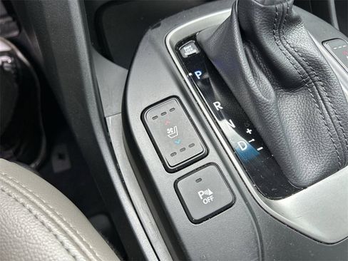 Used 2018 Hyundai Santa Fe Sport w/ 2.4L Tech Package 04 image 7