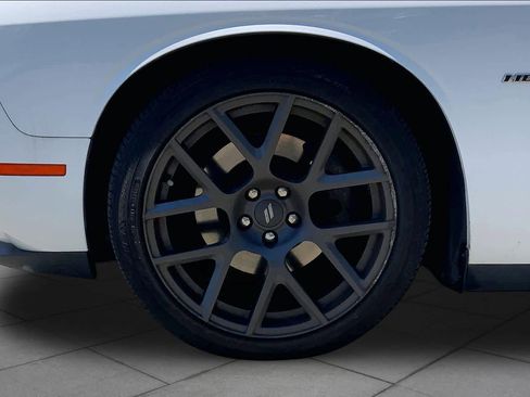 Used 2017 Dodge Challenger R/T Plus RWD image 11