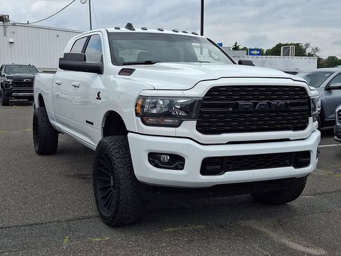 Used 2022 RAM 3500 Big Horn w/ Night Edition AWD/4WD image 2