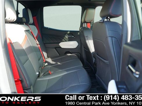 Used 2024 GMC Canyon AT4X image 52