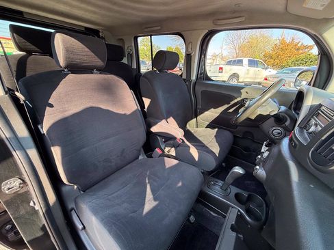 Used 2014 Nissan Cube 1.8 S w/ Interior Designer Package FWD image 10