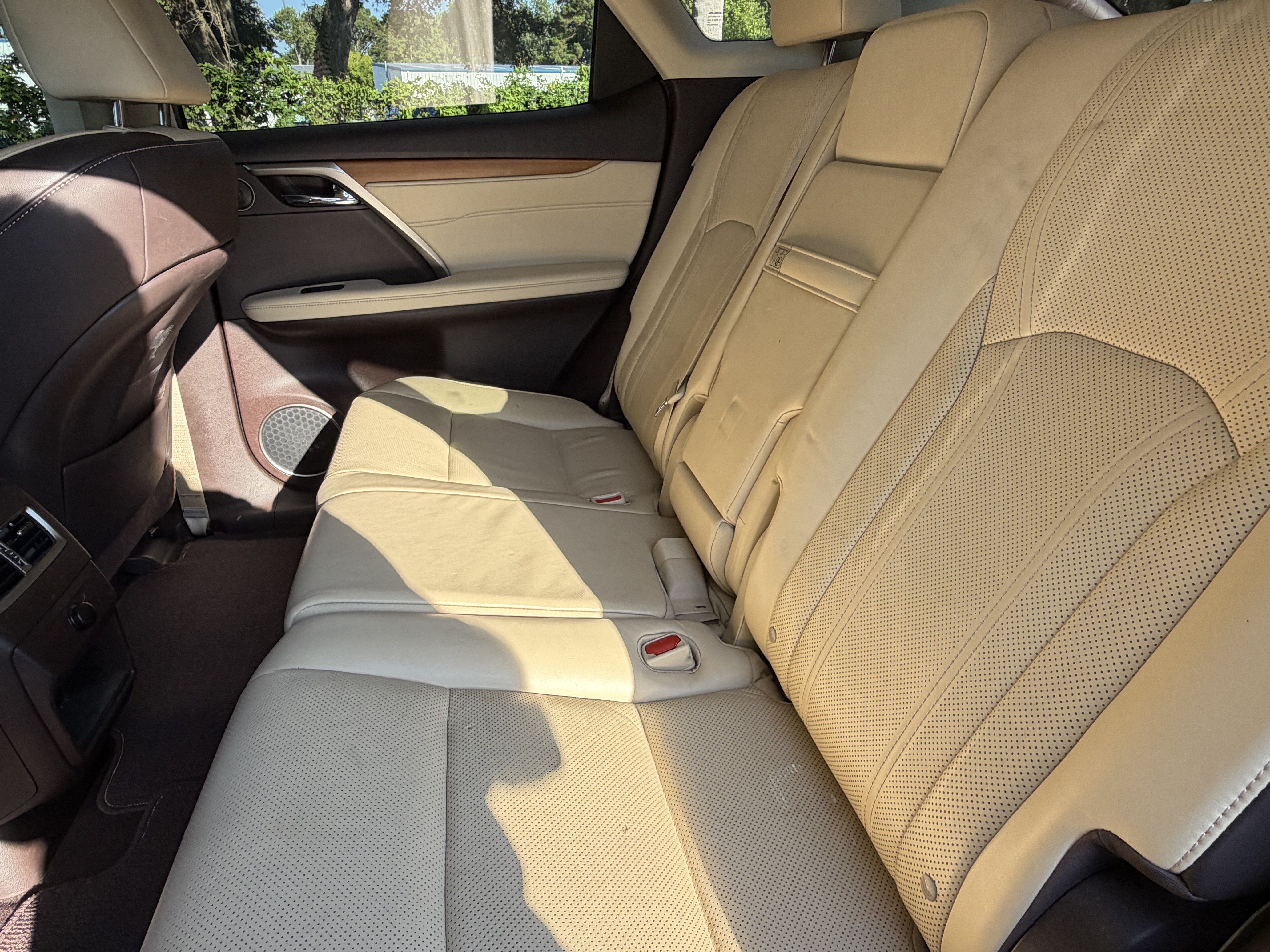 Used 2017 Lexus RX 350 FWD w/ Premium Package image 32