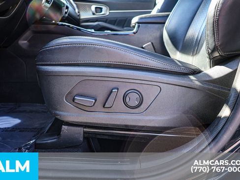 Used 2022 Kia Sorento SX w/ Panoramic Sunroof Package image 24