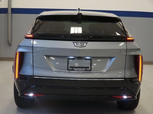 Certified 2024 Cadillac Lyriq Tech w/ Driver Assist Package AWD/4WD image 5