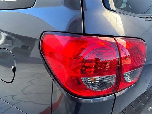 Used 2016 Toyota Sequoia Limited w/ Safety & Convenience Package image 20