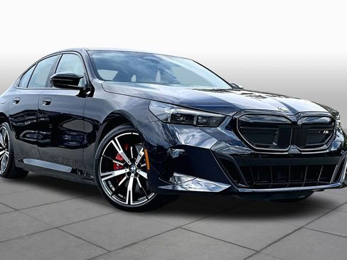 Certified 2025 BMW i5 M60 w/ Executive Package image 3