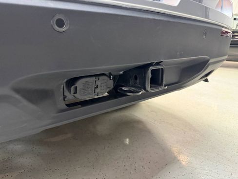 Used 2023 Ford Explorer Limited image 18