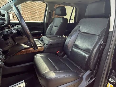 Used 2018 Chevrolet Tahoe Premier AWD/4WD image 21