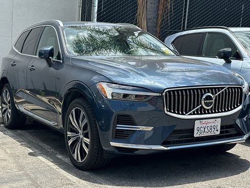 Used 2023 Volvo XC60 T8 Plus w/ Climate Package AWD/4WD image 2