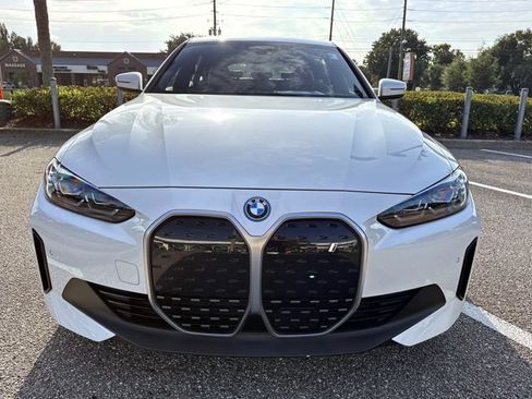 Used 2023 BMW i4 eDrive35 RWD image 8