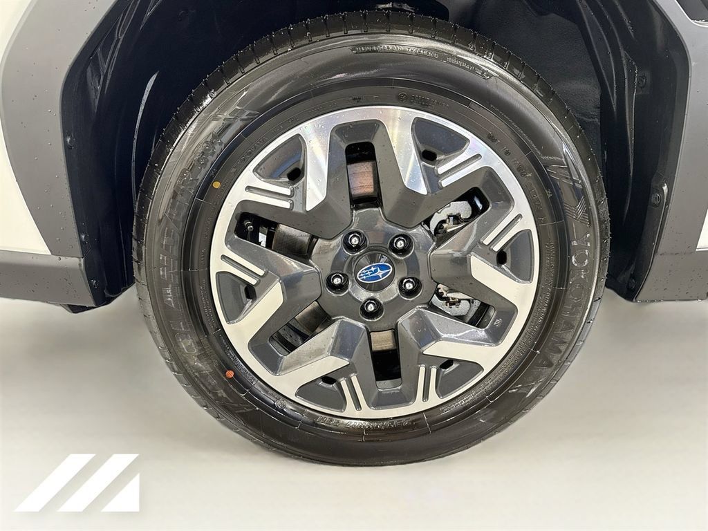 New 2026 Subaru Forester Premium AWD/4WD image 31
