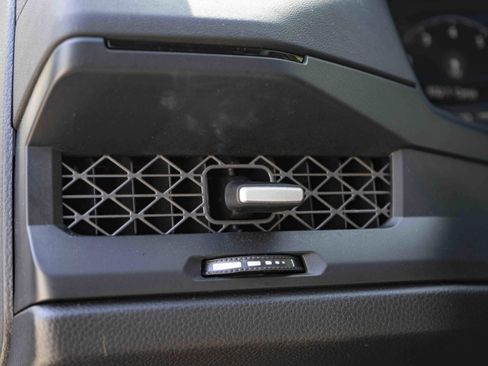 Used 2023 Honda Accord EX image 38