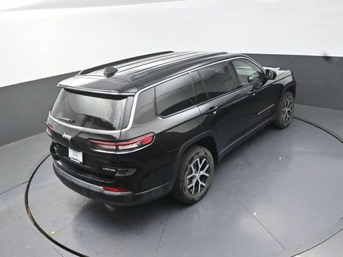 Used 2025 Jeep Grand Cherokee L Limited AWD/4WD image 17
