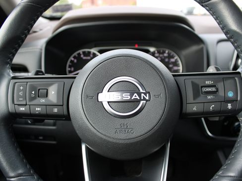 Certified 2023 Nissan Rogue SV w/ SV Premium B Package AWD/4WD image 26