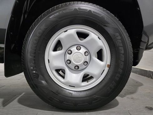 Used 2023 Toyota Tacoma SR AWD/4WD image 25