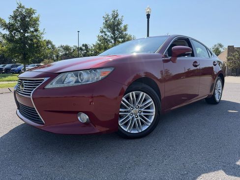 Used 2013 Lexus ES 350 w/ Luxury Pkg FWD image 1