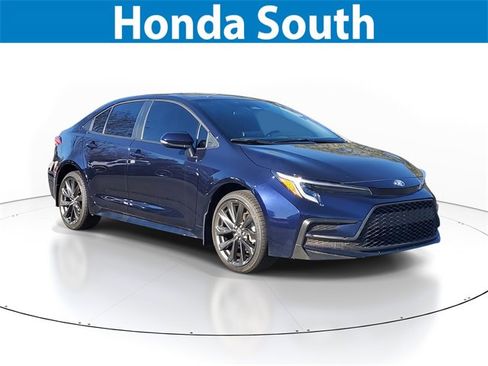 Used 2024 Toyota Corolla SE image 1