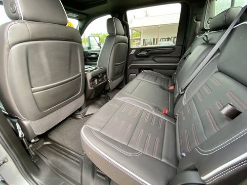 Used 2025 GMC Sierra 2500 AT4X AWD/4WD image 14