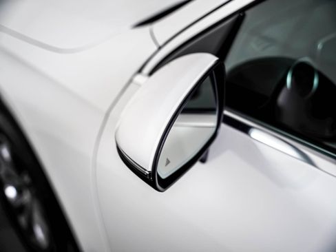 Certified 2026 Mercedes-Benz GLC 300 image 21