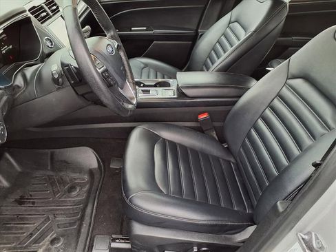 Used 2019 Ford Fusion SEL image 5