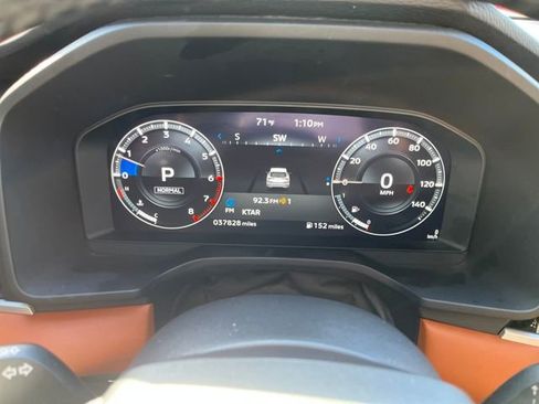 Used 2022 Mitsubishi Outlander SEL image 25