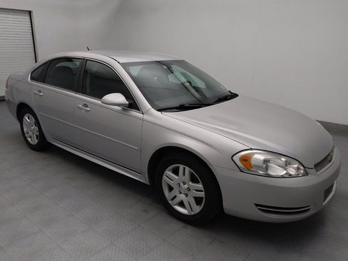 Used 2016 Chevrolet Impala LT image 11