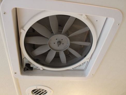 Used 2016 Mercedes-Benz Sprinter 3500 w/ Swivel Seat Package image 47