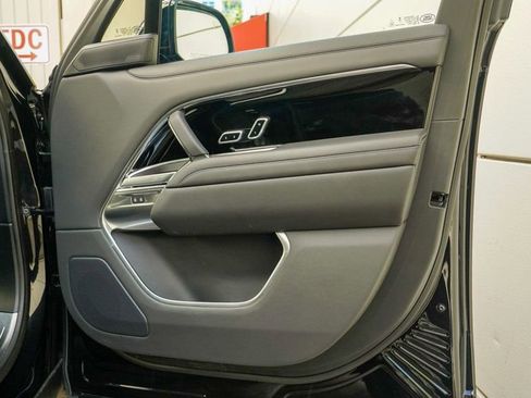 Used 2023 Land Rover Range Rover Long Wheelbase Autobiography AWD/4WD image 78