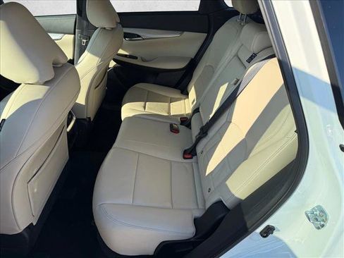 Used 2022 INFINITI QX50 Essential image 22