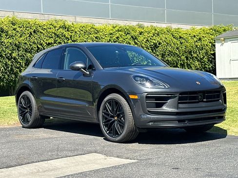 New 2026 Porsche Macan GTS AWD/4WD image 10