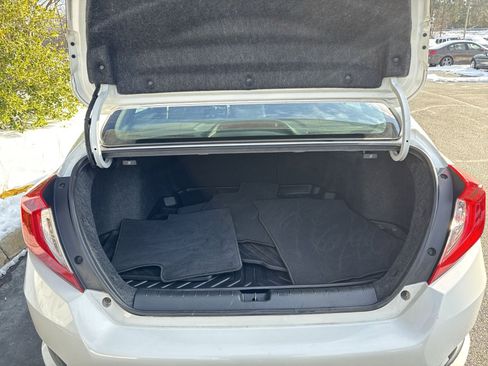 Used 2021 Honda Civic Sport image 26