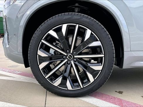 New 2026 Volvo XC90 B6 Ultra w/ Protection Package Premier AWD/4WD image 37
