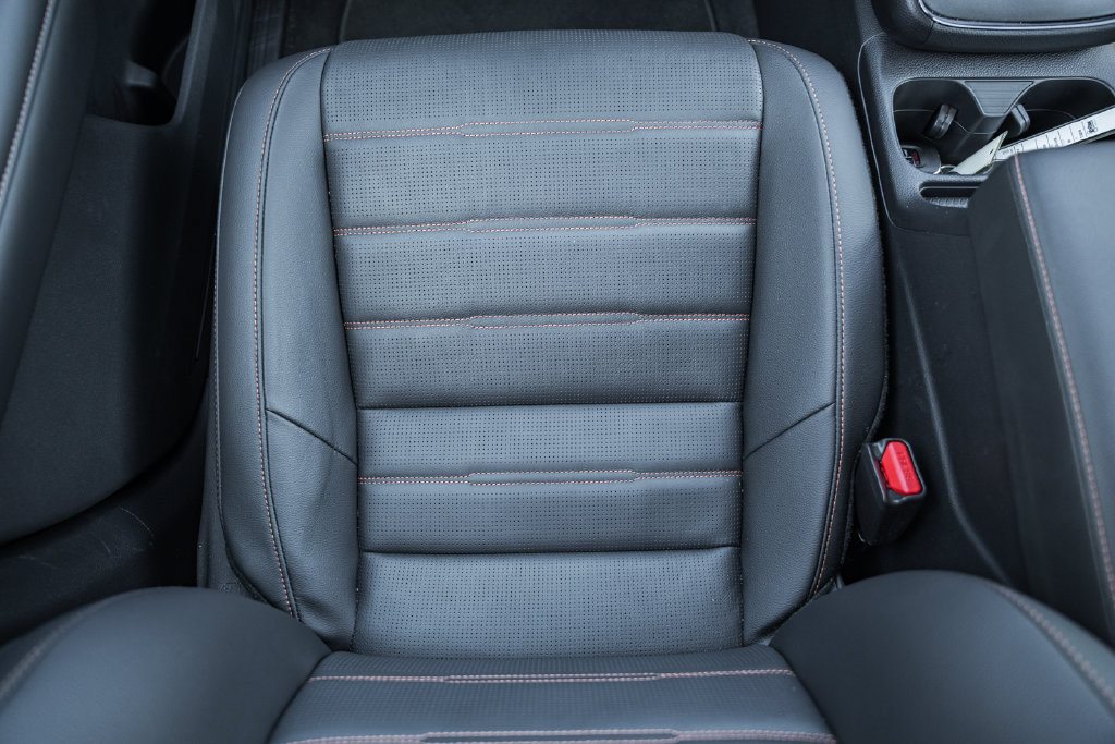Certified 2026 Honda CR-V Sport Touring image 34
