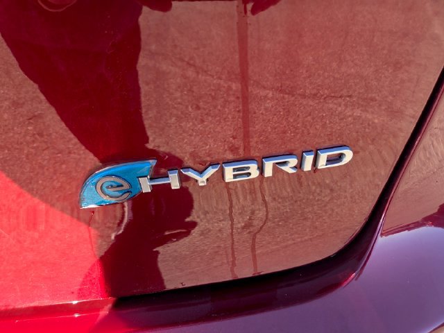 Used 2023 Chrysler Pacifica Pinnacle FWD image 27