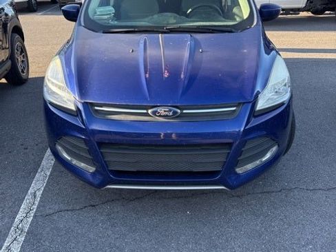Used 2014 Ford Escape SE image 4