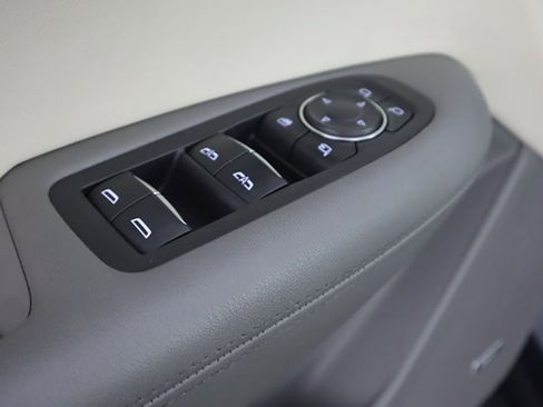 Used 2021 Cadillac XT5 Premium Luxury image 40