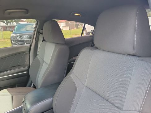 Used 2020 Dodge Charger SXT RWD image 19