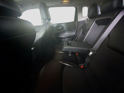 Used 2021 Jeep Compass Latitude w/ Sun and Sound Group AWD/4WD image 27